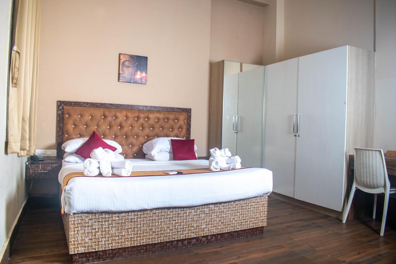 Villa Montecarlo Puducherry Eksteriør billede